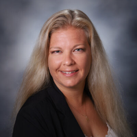 Cynthia M Piercefield, CNM